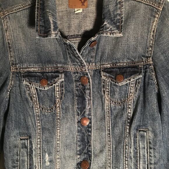 American Eagle Cropped Denim Jacket Women's S/P Blue Fade Distressed Trucker - Picture 5 of 11